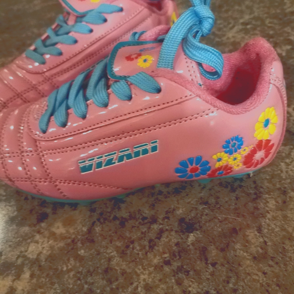 Varzi cleats